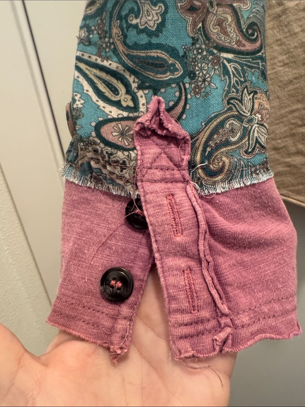 🆕 Blue Velvet Patchwork Paisley Button-Down Shirt - Pink, Teal & Cream. S. NWT!🔥 - Picture 3 of 4